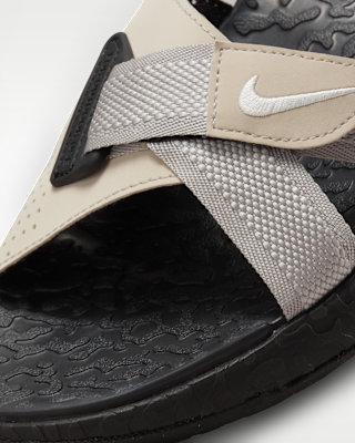 NIKE公式】ACG エア デシューツ+ サンダル.オンラインストア (通販サイト)